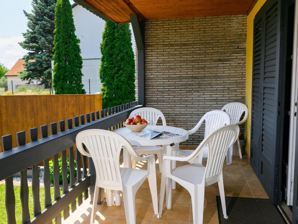 Holiday Home Hibiscus By Interhome Balatonkeresztúr Buitenkant foto